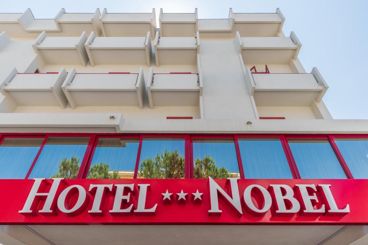 Hotel Nobel Rimini Kültér fotó